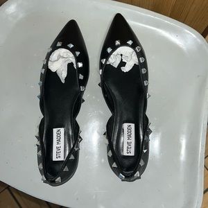 Woman's Steve Madden Flats